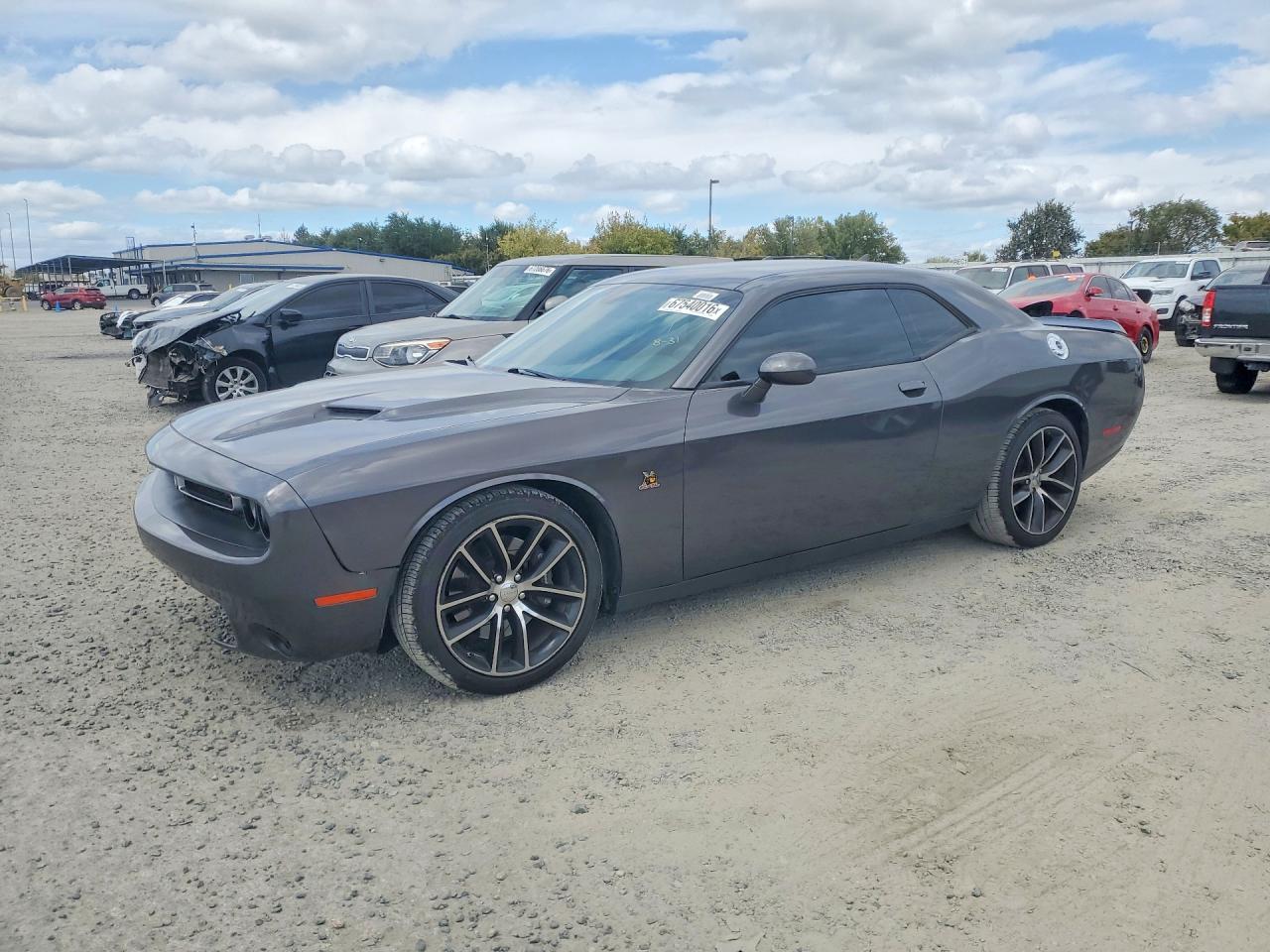 2016 Dodge Challenger VIN 2C3CDZFJ2GH290841 — COPART salvage auction photo