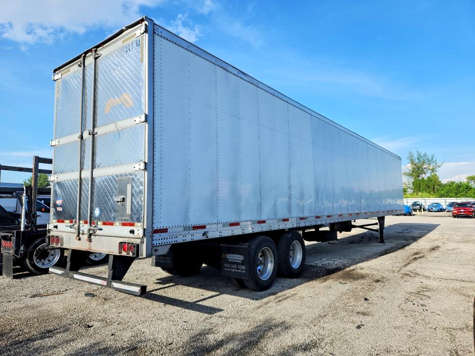 2014 Utility trailer manufacture Utility tr VIN 1UYVS2531EM871005 COPART salvage auction — DAMAGE HISTORY, ME - CERTIFICATE OF TITLE (P), sold $12,200 on 2026-09-15 (photo 3)