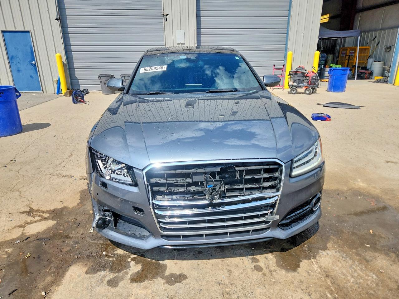 2017 Audi A8 VIN WAU44AFD6HN017449 COPART salvage auction — Front End, TN - SALVAGE CERTIFICATE, sold $7,900 on 2026-09-26 (photo 5)