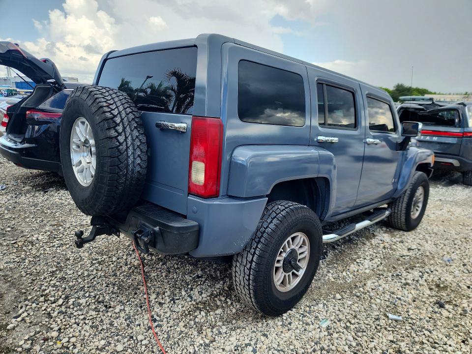 2006 Hummer H3 VIN 5GTDN136668281071 COPART salvage auction — MINOR DENT/SCRATCHES, FL - CERTIFICATE OF TITLE, sold $950 on 2026-09-11 (photo 3)