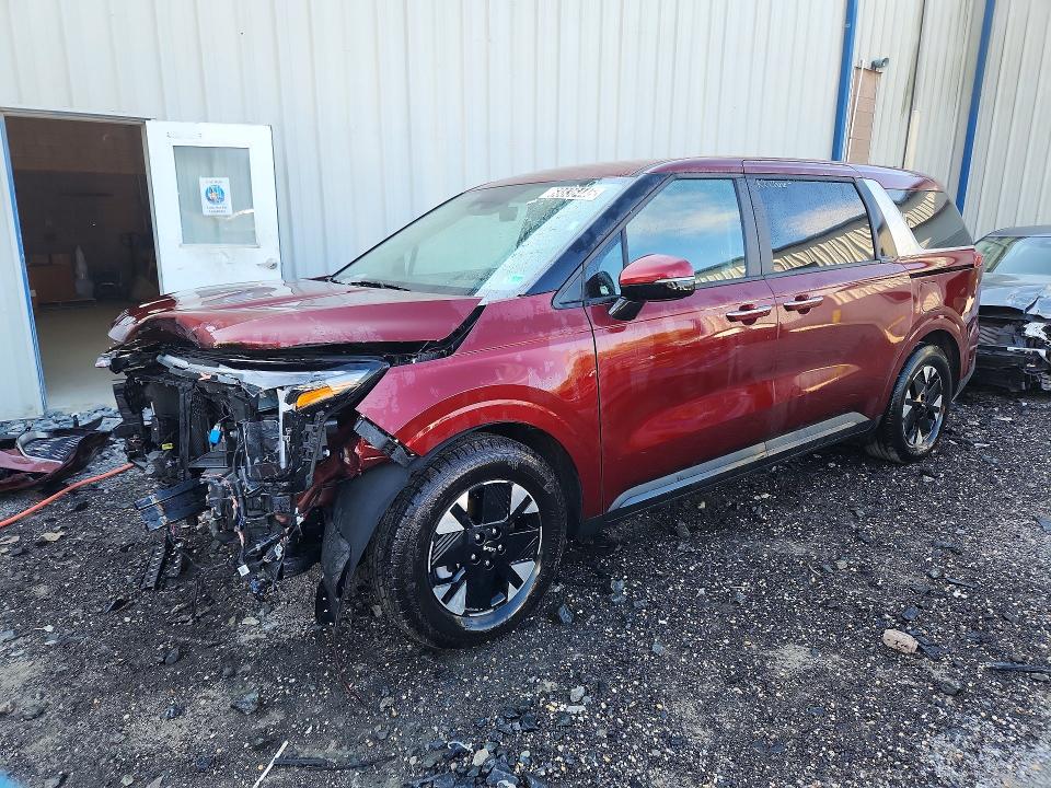 2026 Kia Carnival VIN KNDNB5KA3T6108052 — COPART salvage auction photo