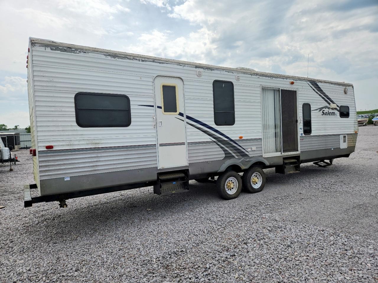2006 Forest River Salem VIN 4X4TSMM286J017149 COPART salvage auction — Normal Wear, WI - CERTIFICATE OF TITLE, sold $975 on 2026-09-09 (photo 4)