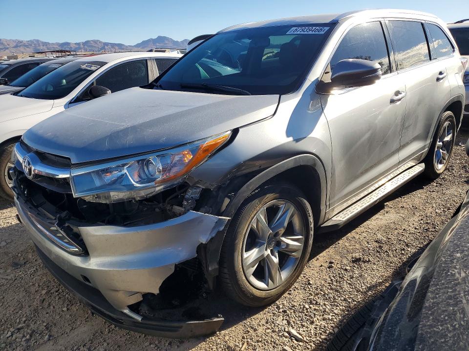 2015 Toyota Highlander VIN 5TDYKRFH9FS094495 — COPART salvage auction photo
