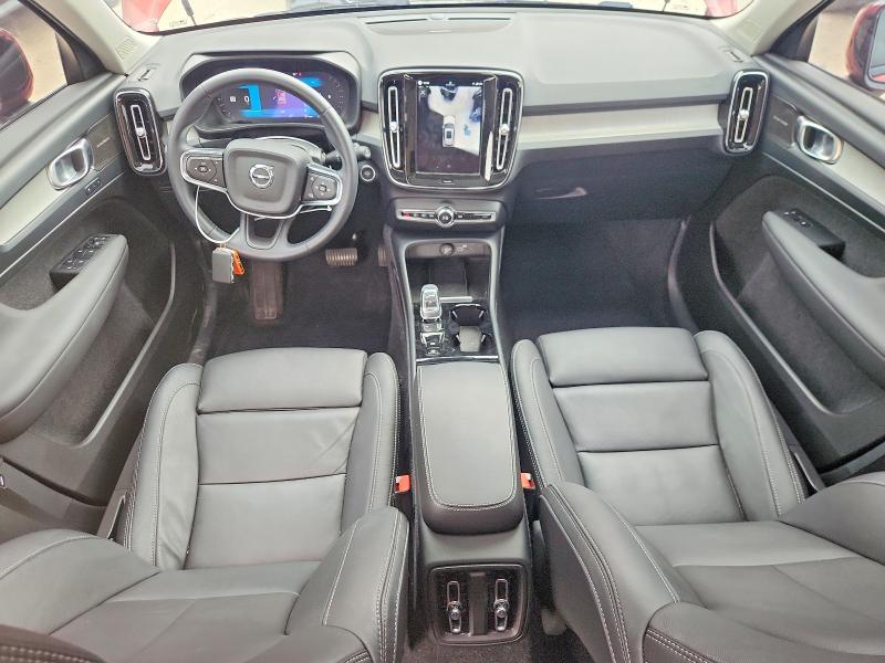 2025 Volvo Xc40 VIN YV4L12UC6S2463159 COPART salvage auction — NORMAL WEAR, VA - CERTIFICATE OF TITLE (P), sold $23,500 on 2026-09-24 (photo 8)