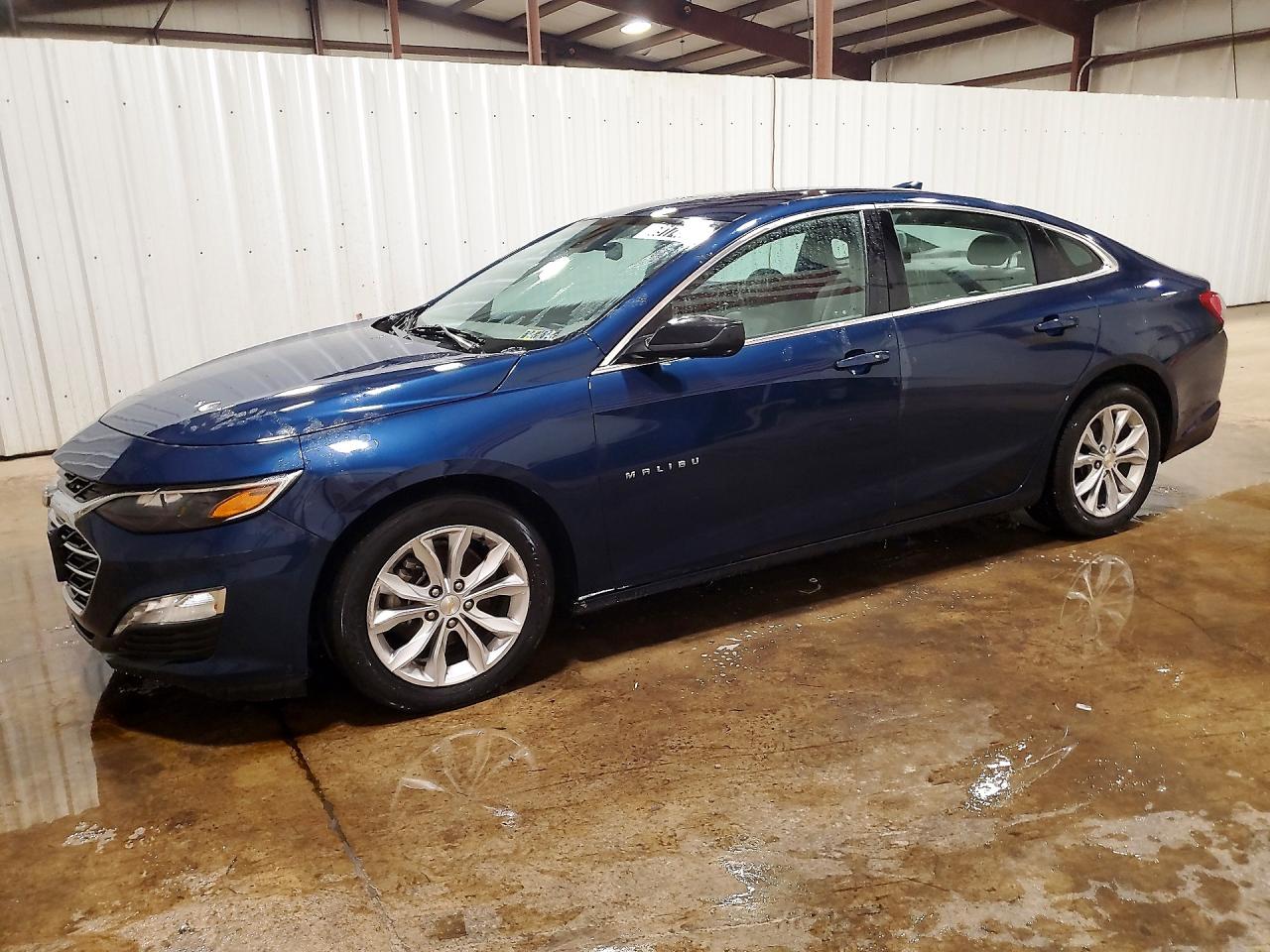 2021 Chevrolet Malibu VIN 1G1ZD5ST8MF054562 — COPART salvage auction photo