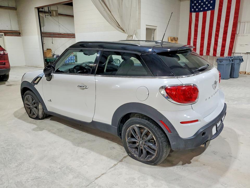 2014 Mini Cooper VIN WMWSS7C5XEWN72181 COPART salvage auction — MINOR DENT/SCRATCHES, Wv - Certificate Of Title (P), sold $0 on 2026-09-18 (photo 2)