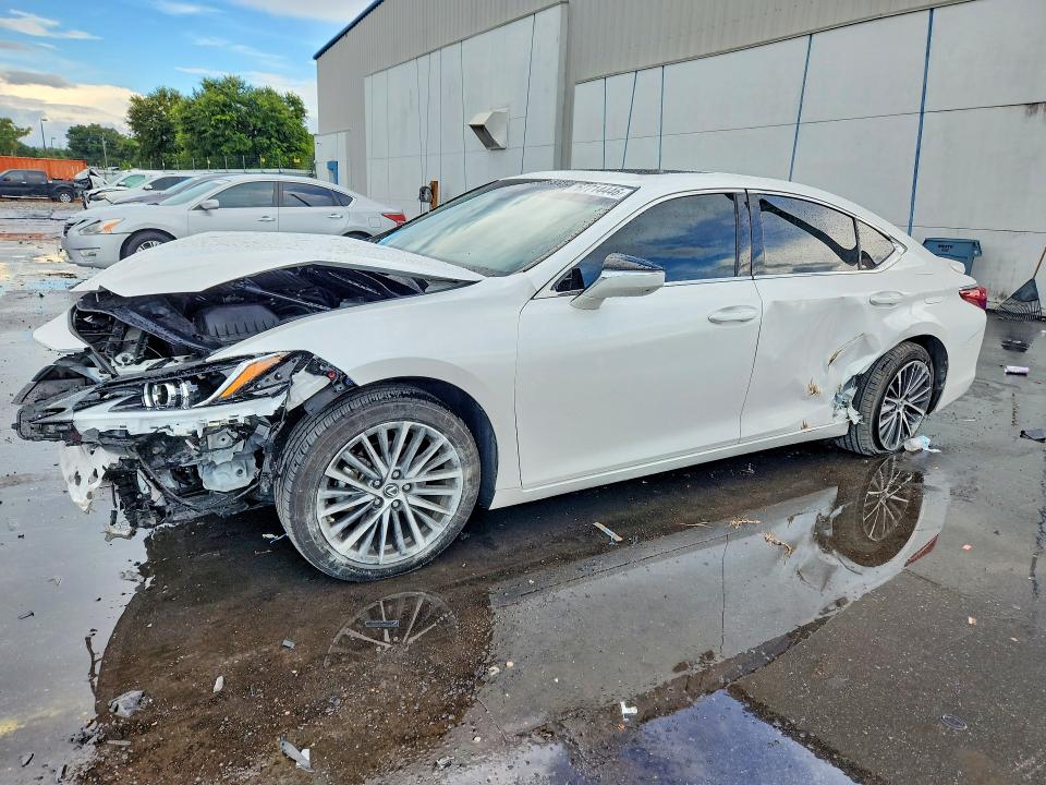 2025 Lexus ES VIN 58ADA1C16SU072619 — COPART salvage auction photo