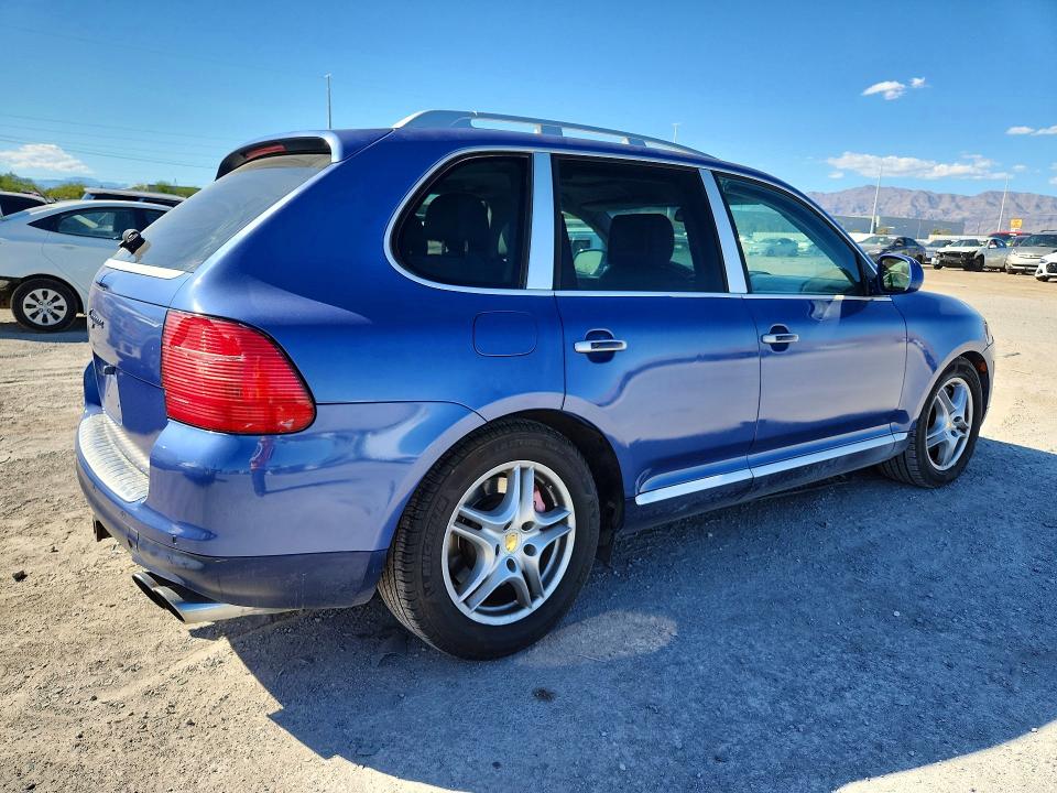2006 Porsche Cayenne VIN WP1AC29P56LA92042 COPART salvage auction — MINOR DENT/SCRATCHES, TX - SALVAGE VEHICLE TITLE (P), sold $125 on 2026-10-20 (photo 3)