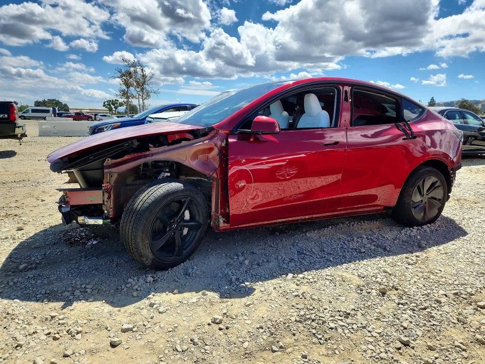 2026 Tesla Model y VIN 7SAYGDEE3TF390997 — COPART salvage auction photo