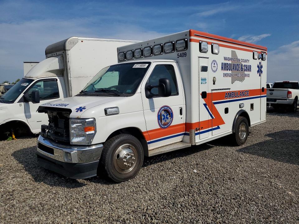 2021 Ford Econoline VIN 1FDWE3FN2MDC38698 COPART salvage auction — FRONT END, Pa - Certificate Of Salvage, sold $14,100 on 2026-10-07 (photo 1)