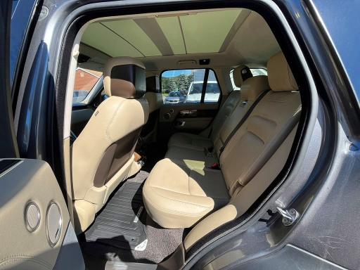 2018 Land rover RANGE ROVER VIN SALGS2SV0JA383312 COPART salvage auction — MINOR DENT/SCRATCHES, TX - CERTIFICATE OF TITLE (P), sold $20,000 on 2026-09-18 (photo 8)