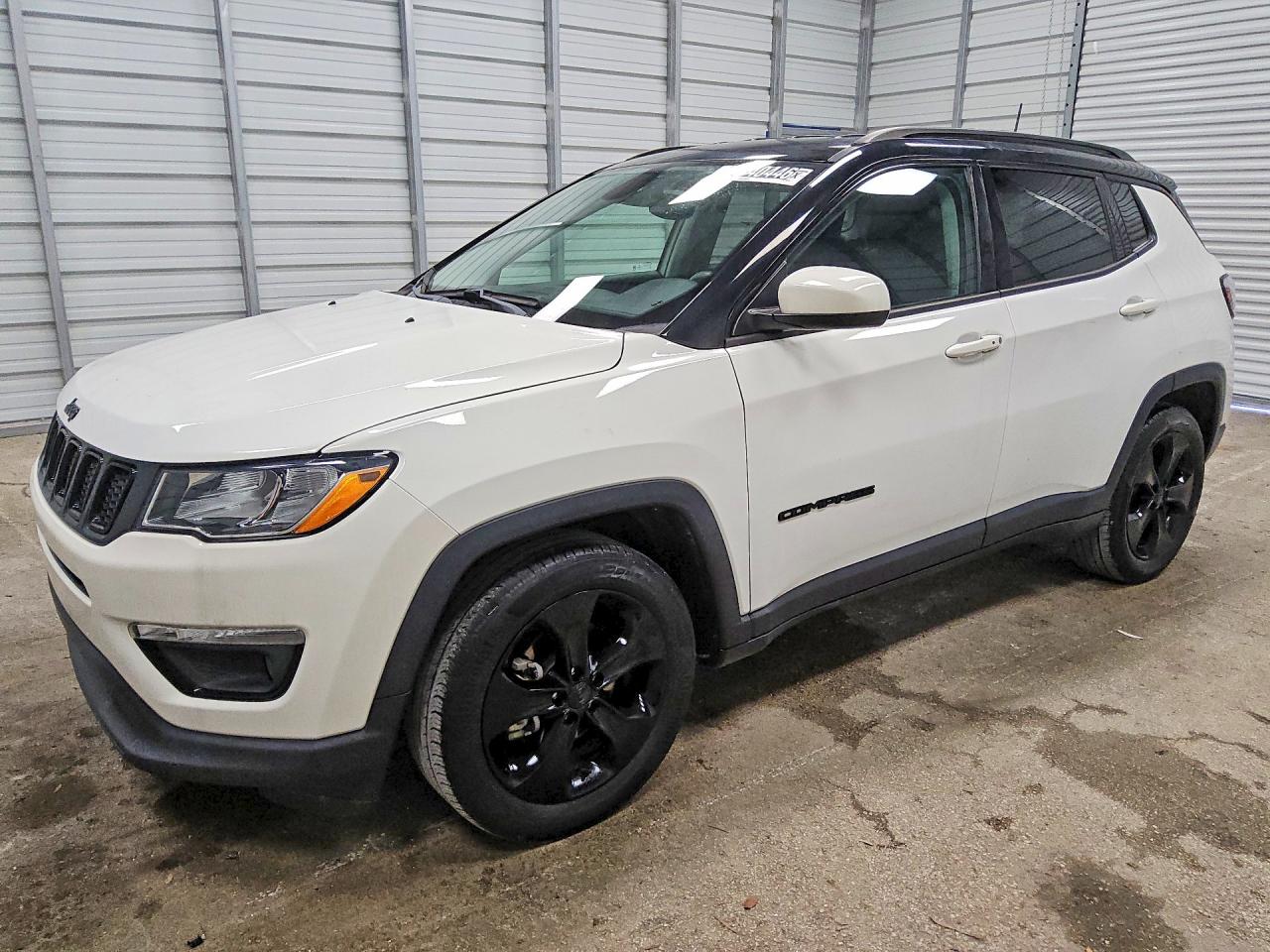 2019 Jeep Compass VIN 3C4NJCBB6KT802576 — COPART salvage auction photo