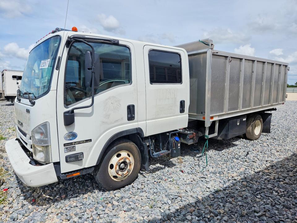 2018 Isuzu Npr hd VIN JALC4J162J7008862 — COPART salvage auction photo