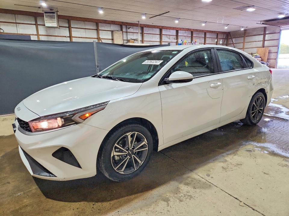 2024 Kia Forte VIN 3KPF24AD5RE765917 — COPART salvage auction photo