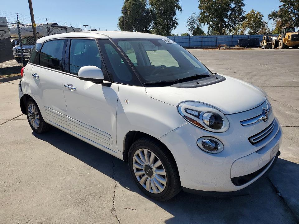 2014 Fiat 500 VIN ZFBCFABH5EZ023848 COPART salvage auction — REAR END, CA - SALVAGE CERTIFICATE, sold $575 on 2026-09-14 (photo 4)