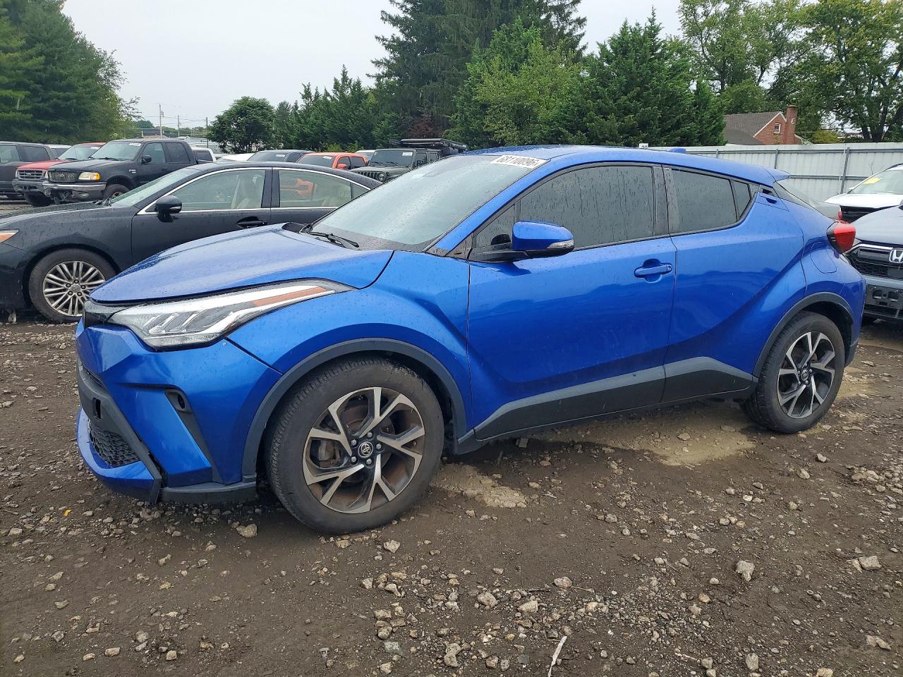 2021 Toyota C-HR VIN JTNKHMBX5M1120200 — COPART salvage auction photo