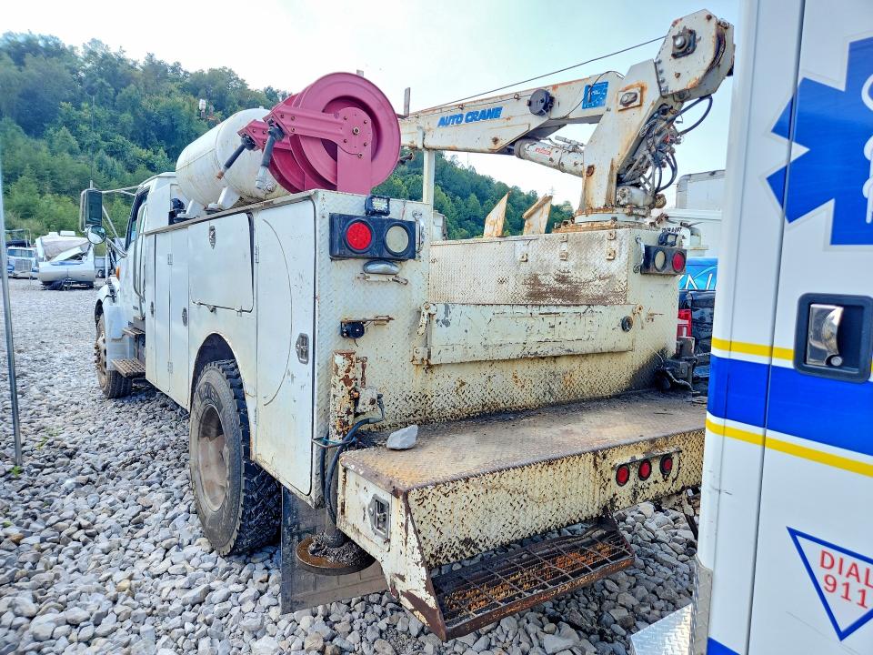 2003 Sterling Medium duty/box trucks VIN 2FZAAKAK83AK40163 COPART salvage auction — HAIL, WV - SALVAGE CERTIFICATE, sold $1,700 on 2026-09-16 (photo 6)