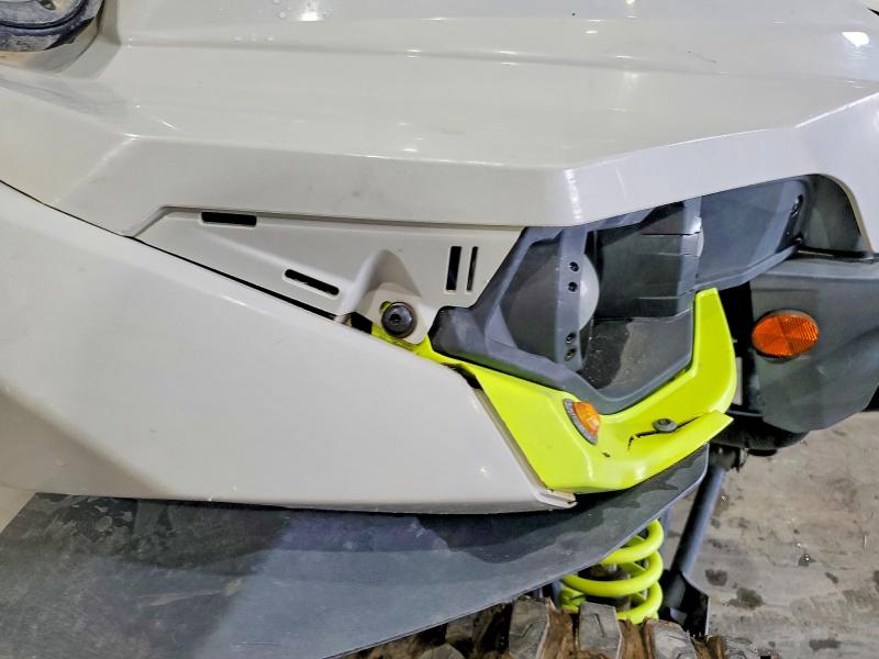 2016 Can-am/ brp Maverick VIN 3JBPEAR23GJ001908 COPART salvage auction — MECHANICAL, Ok - Certificate Of Title (P), sold $2,650 on 2026-09-18 (photo 9)