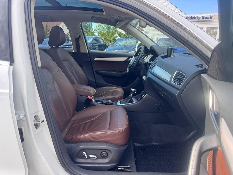 2016 Audi Q3 VIN WA1EFCFS7GR017215 COPART salvage auction — NORMAL WEAR, MA - CERTIFICATE OF TITLE (P), sold $3,500 on 2026-09-10 (photo 5)