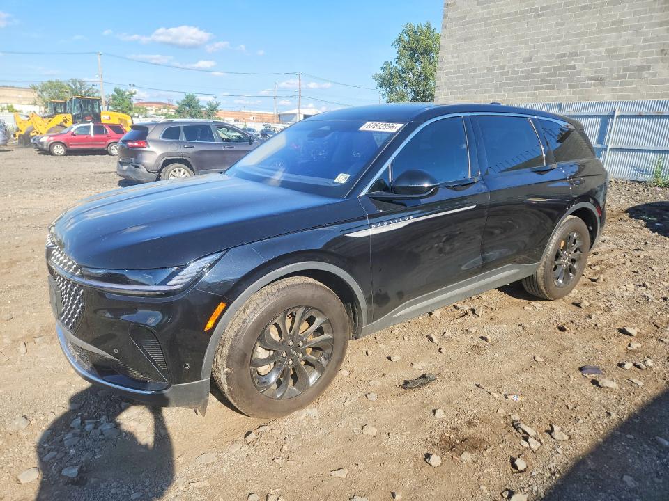 2024 Lincoln Nautilus VIN 5LMPJ8JA7RJ825440 — COPART salvage auction photo