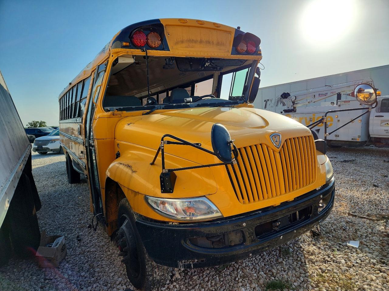 2024 Ic VIN 4DRBUC8N2RB777310 COPART salvage auction — Rollover, TX - SALVAGE VEHICLE TITLE, sold $3,200 on 2026-09-15 (photo 1)
