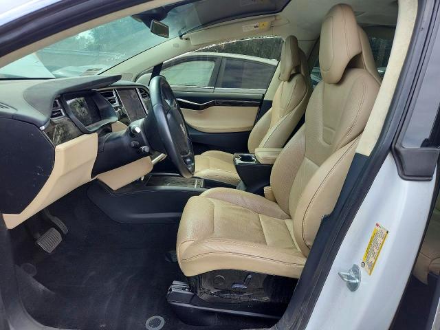 2016 Tesla Model x VIN 5YJXCDE24GF026216 COPART salvage auction — FRONT END, CA - CERTIFICATE OF TITLE, sold $9,100 on 2026-10-09 (photo 7)