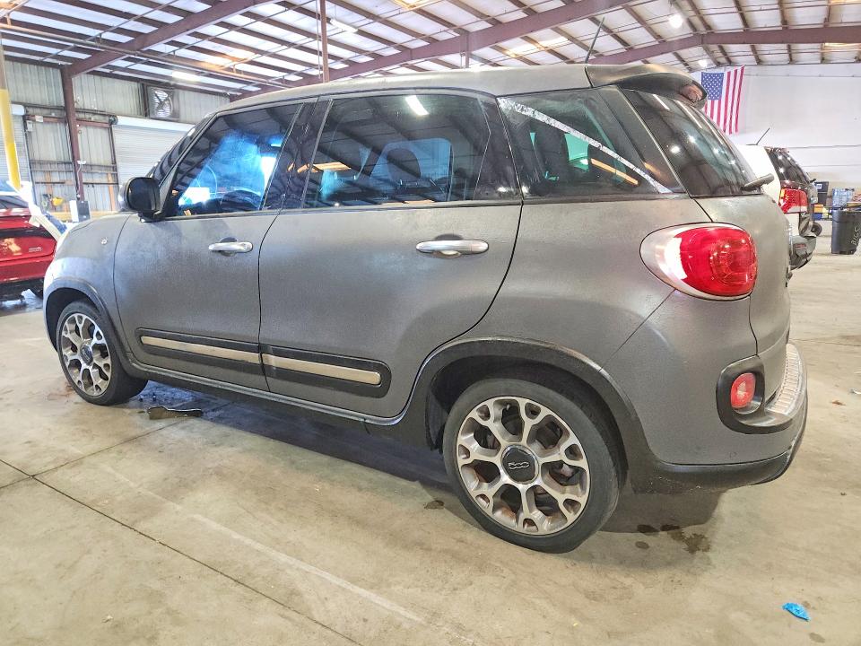 2014 Fiat 500l VIN ZFBCFADH5EZ017657 COPART salvage auction — MINOR DENT/SCRATCHES, Fl - Certificate Of Title, sold $900 on 2026-09-18 (photo 2)