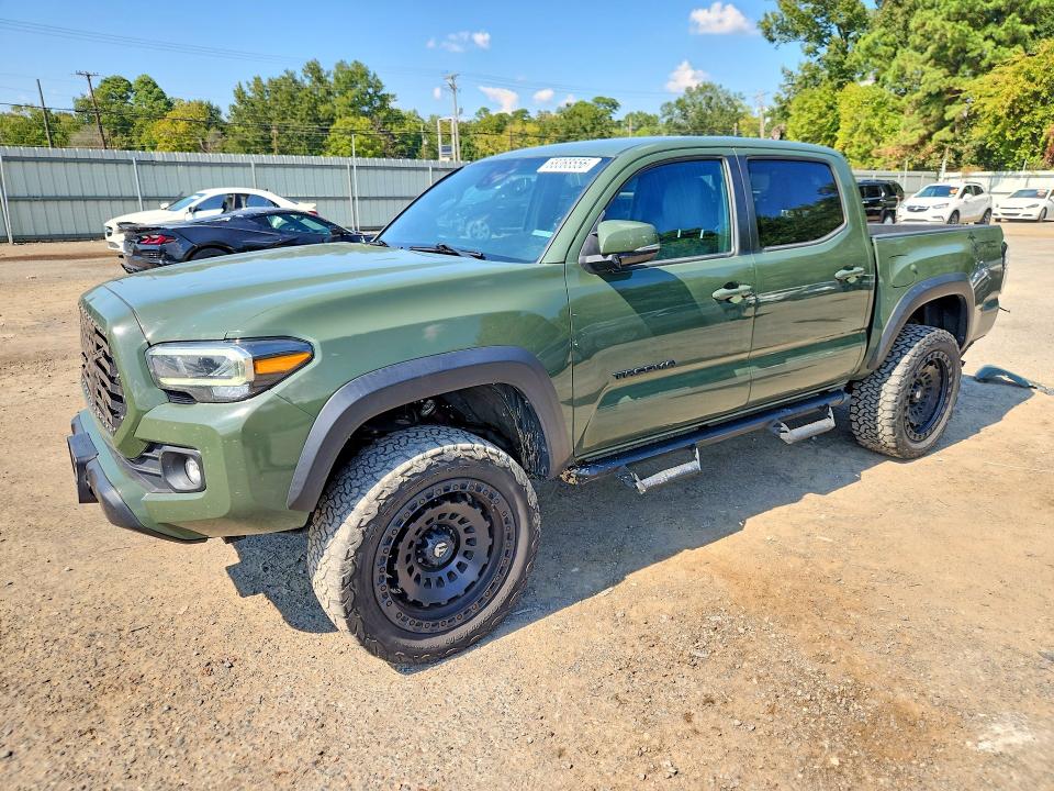 2021 Toyota Tacoma VIN 5TFCZ5AN8MX257981 — COPART salvage auction photo