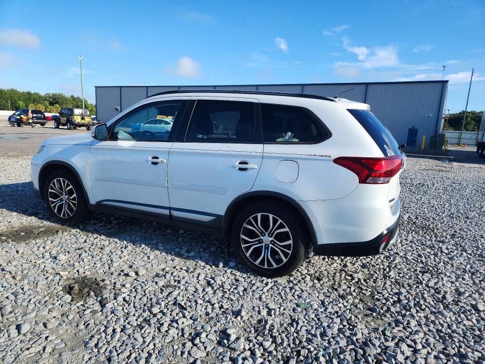 2016 Mitsubishi Outlander VIN JA4AD3A37GZ020815 COPART salvage auction — MINOR DENT/SCRATCHES, Fl - Certificate Of Title (P), sold $2,500 on 2026-09-27 (photo 2)