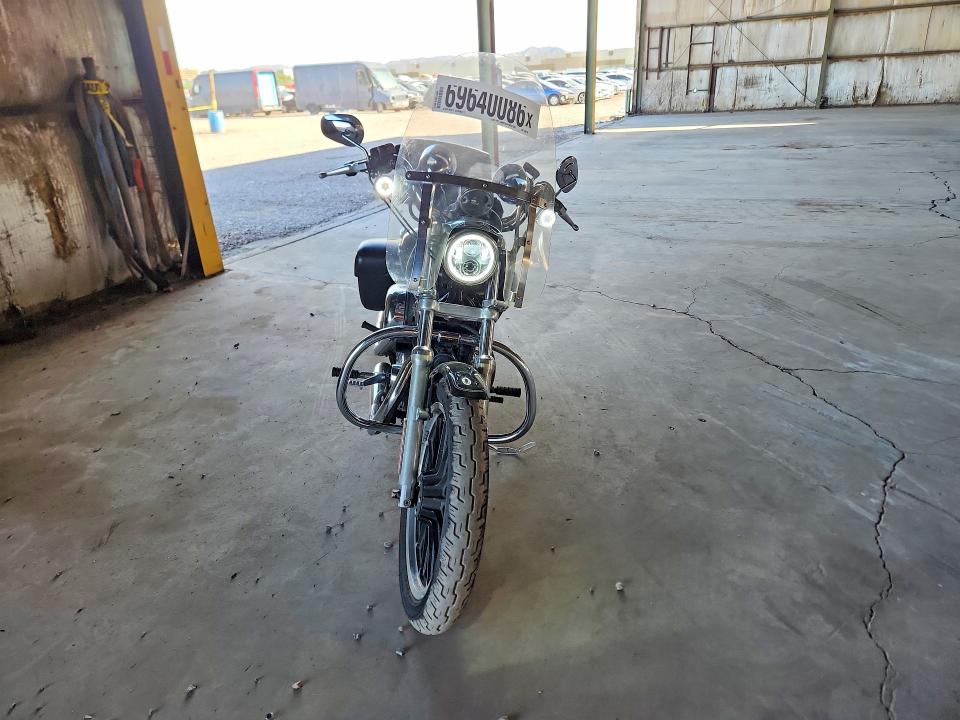2007 Harley-davidson Xl1200 VIN 1HD1CX3167K469745 COPART salvage auction — MINOR DENT/SCRATCHES, AZ - CERTIFICATE OF TITLE, sold $1,550 on 2026-09-28 (photo 2)