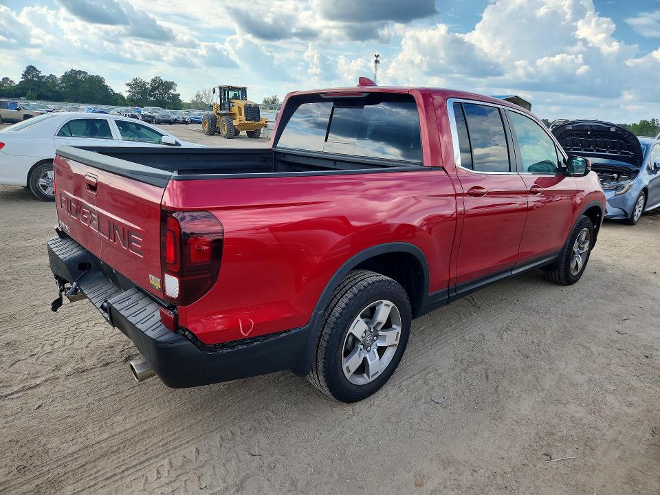 2026 Honda Ridgeline VIN 5FPYK3F58TB013495 COPART salvage auction — REAR END, Salvage Title, sold $17,000 on 2026-10-08 (photo 3)