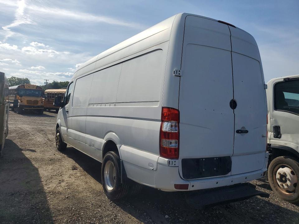 2022 Greenpower motors VIN 1G9CG2CD3NP492272 COPART salvage auction — MINOR DENT/SCRATCHES, Nj - Dealer Only Clean Title (P), sold $375 on 2026-10-02 (photo 2)