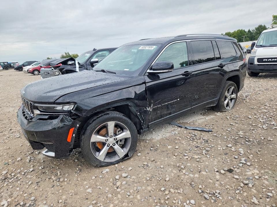 2022 Jeep Cherokee VIN 1C4RJKBG1N8555767 — COPART salvage auction photo