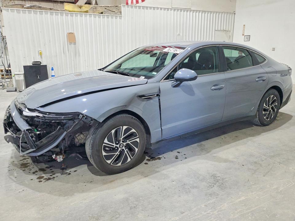 2026 Hyundai Sonata hybrid VIN KMHL24JJ8TA167366 — COPART salvage auction photo