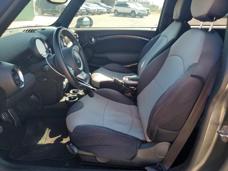 2007 Mini Cooper VIN WMWMF73547TT83785 COPART salvage auction — MINOR DENT/SCRATCHES, Az - Certificate Of Title, sold $175 on 2026-09-11 (photo 7)