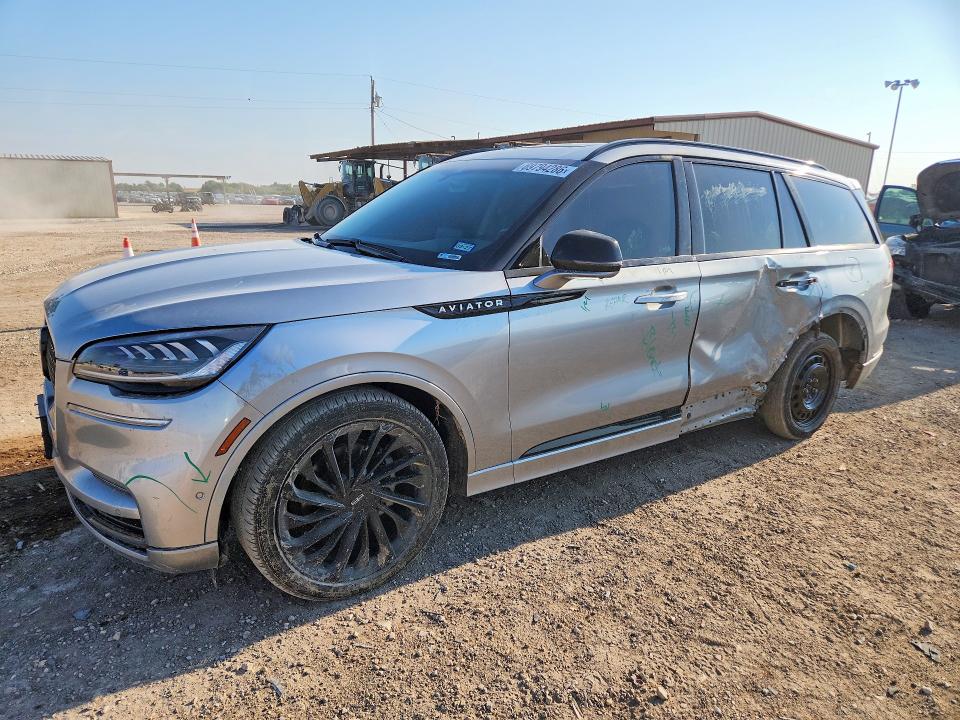 2024 Lincoln Aviator VIN 5LM5J7WC7RGL04291 — COPART salvage auction photo