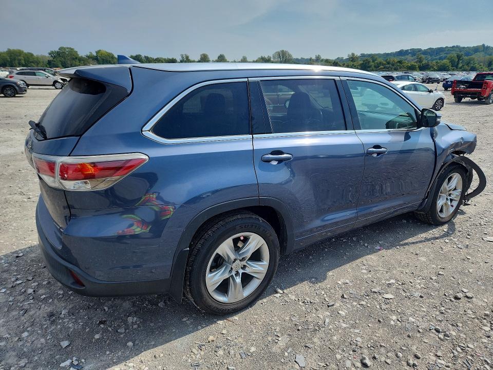 2015 Toyota Highlander VIN 5TDDKRFH4FS211057 COPART salvage auction — FRONT END, ID - SALVAGE CERTIFICATE OF TITLE, sold $9,100 on 2026-10-12 (photo 3)