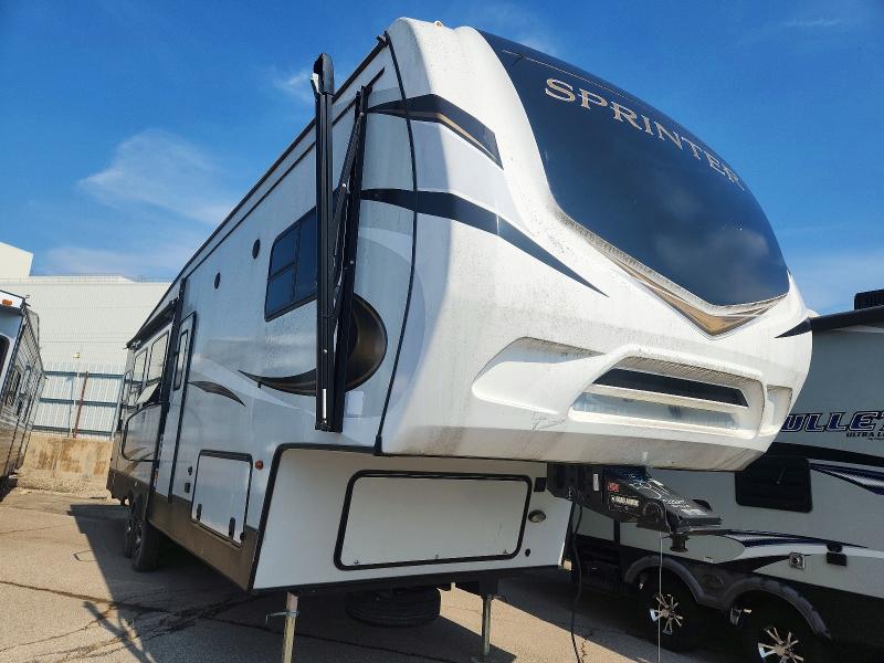2022 Keystone rv Sprinter s VIN 4YDF30R22M1533597 COPART salvage auction — SIDE, RP, sold $11,900 on 2026-10-09 (photo 1)