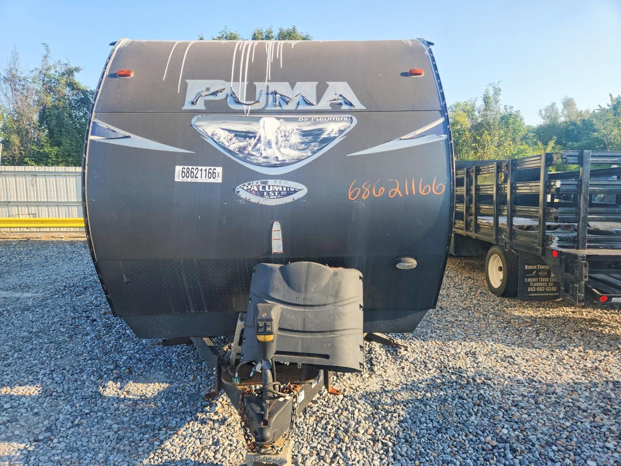 2017 VIN 4X4TPUC20HP064324 COPART salvage auction — Vandalism, Sc - Salvage Title, sold $1,400 on 2026-09-24 (photo 5)