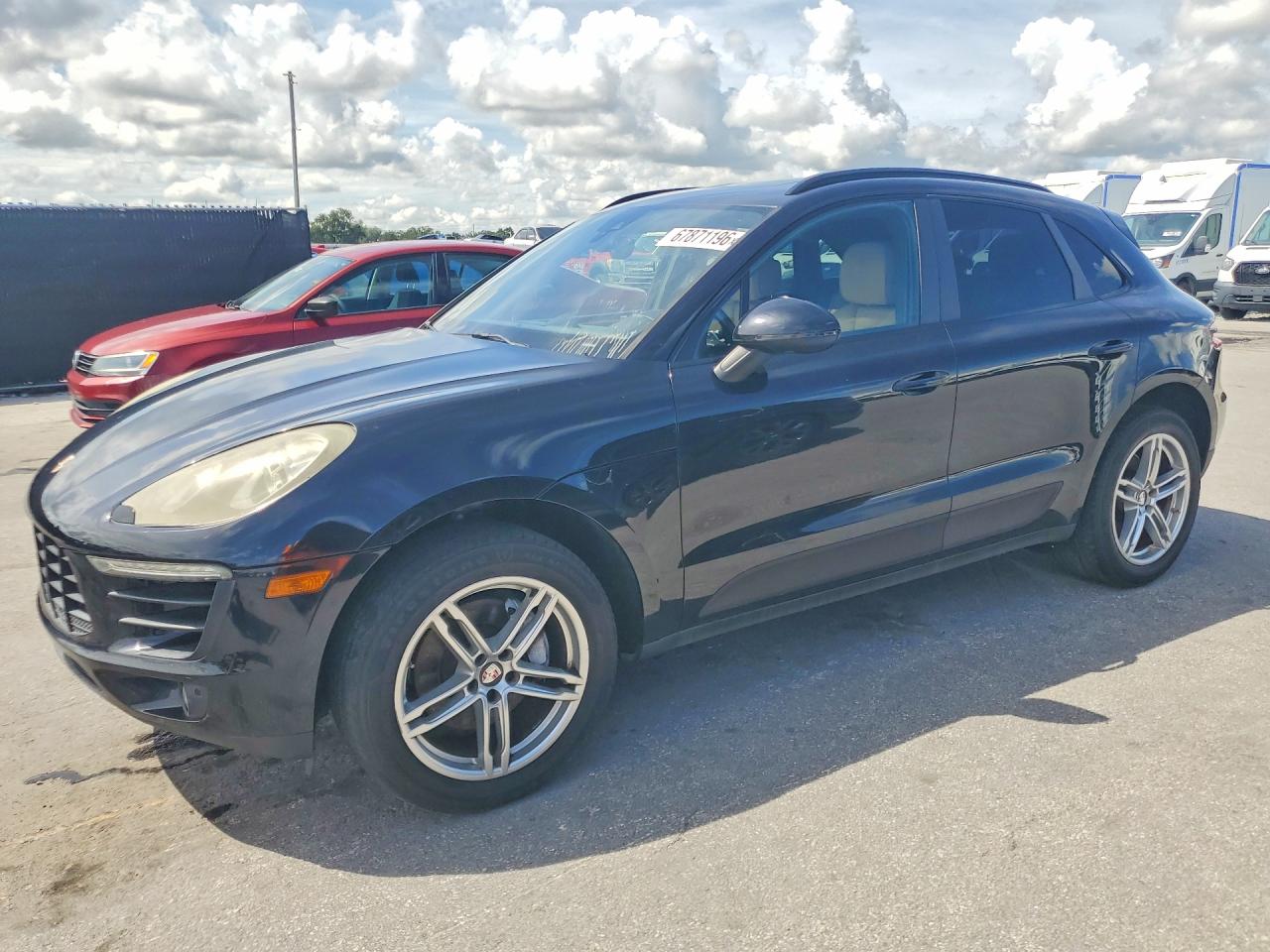 2017 Porsche Macan VIN WP1AA2A58HLB07393 — COPART salvage auction photo
