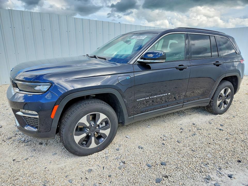 2024 Jeep Grand cherokee VIN 1C4RJYB6XRC125121 — COPART salvage auction photo