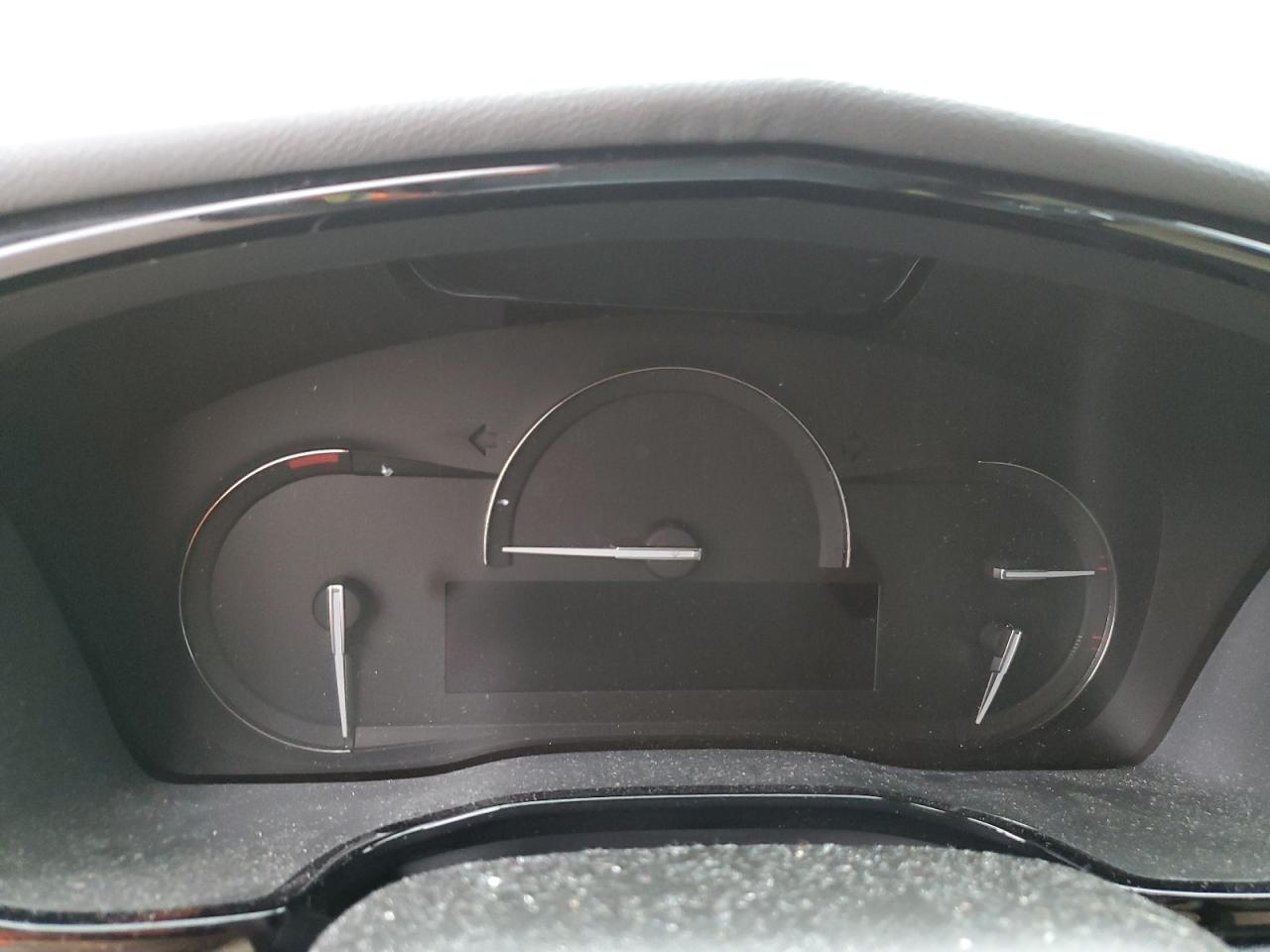 2018 Cadillac Xt5 VIN 1GYKNERS6JZ201016 COPART salvage auction — WATER/FLOOD, FL - CERTIFICATE OF DESTRUCTION, sold $3,400 on 2024-11-06 (photo 9)