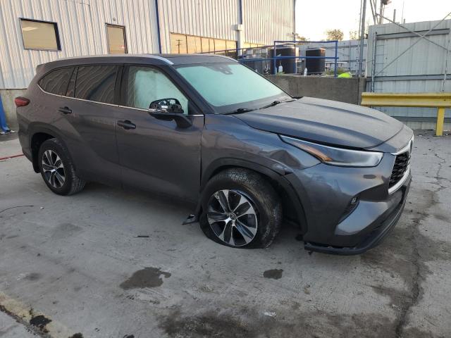 2021 Toyota Highlander VIN 5TDHZRBH9MS107079 COPART salvage auction — FRONT END, Ky - Bill Of Sale/Part Only/No Titl, sold $12,600 on 2026-07-08 (photo 4)