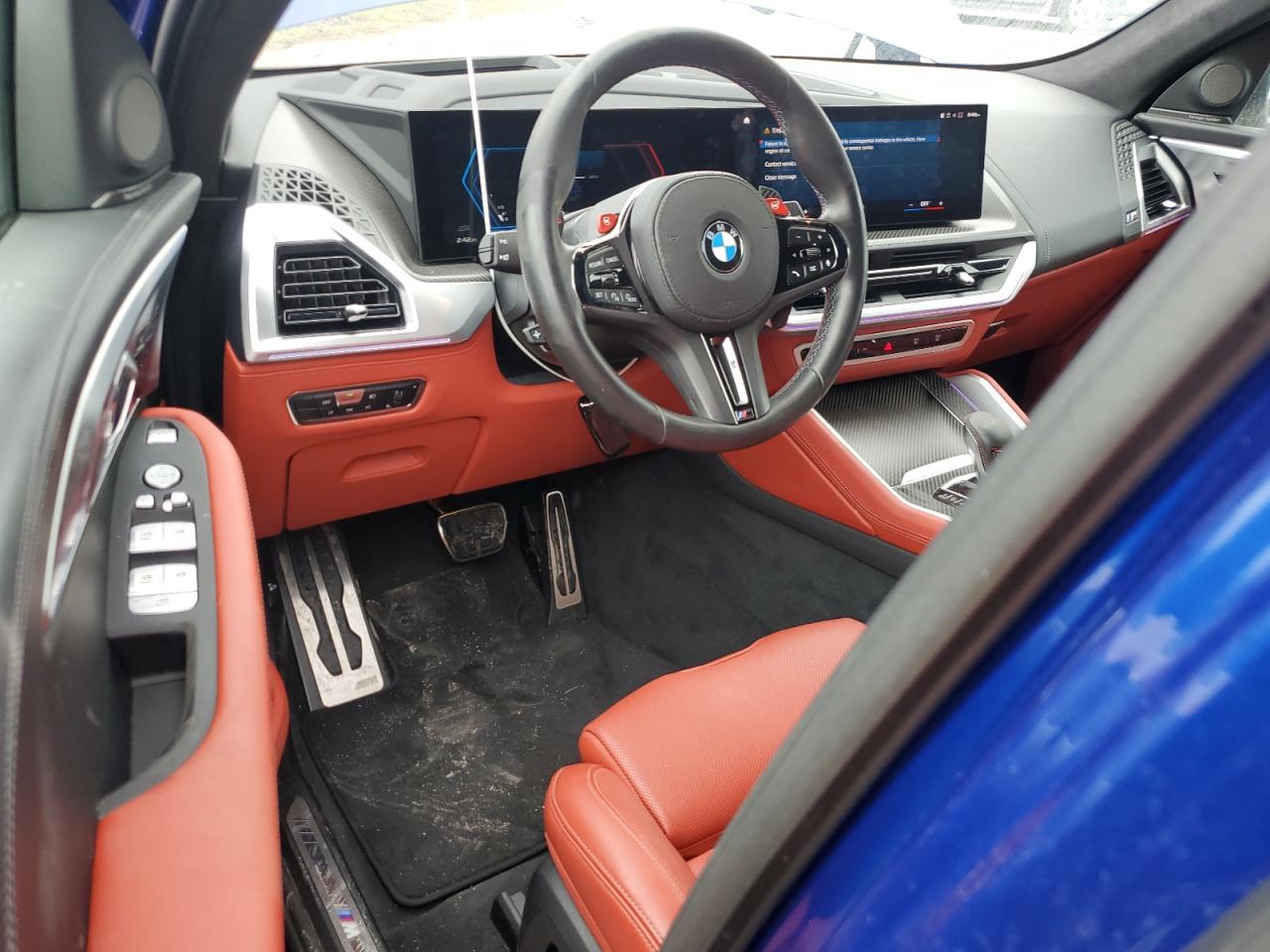 2023 BMW Xm VIN 5YM23CS0XP9S15459 COPART salvage auction — WATER/FLOOD, FL - CERT OF TITLE-SLVG REBLD FLOOD, sold $78,500 on 2024-10-15 (photo 8)