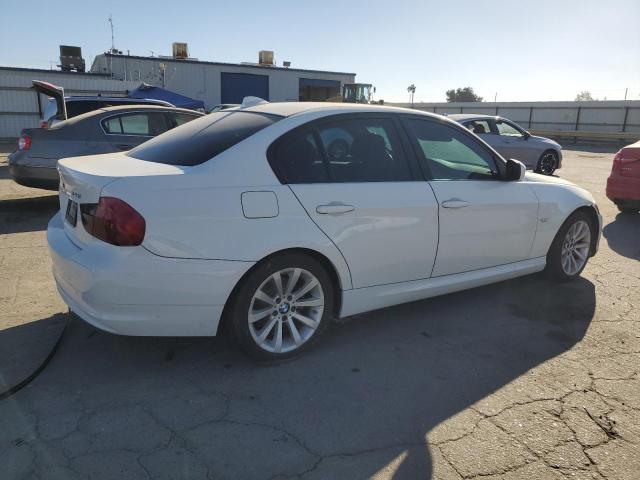 2011 BMW 3 series VIN WBAPH5G52BNM74511 COPART salvage auction — FRONT END, CA - SALVAGE CERTIFICATE, sold $300 on 2026-07-17 (photo 3)