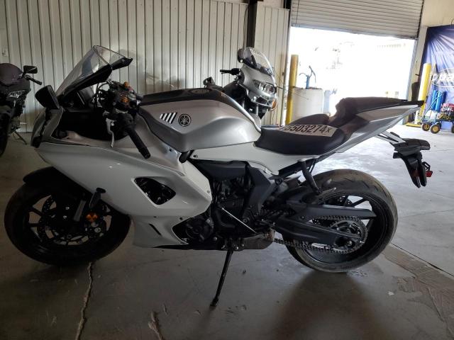 2024 Yamaha Yzf VIN JYARM38E3RA012627 COPART salvage auction — VANDALISM, Nm - Certificate Of Title, sold $70 on 2026-07-09 (photo 3)