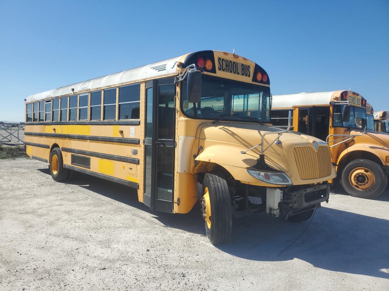 2013 Ic Corporation Ce Series School VIN 4DRBUSKN1DB199230 — COPART salvage auction photo