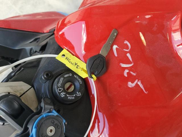 2025 Ducati Panigale VIN ZDMHAU8T0SB001635 COPART salvage auction — FRONT END, Salvage Title, sold $5,400 on 2026-07-31 (photo 8)