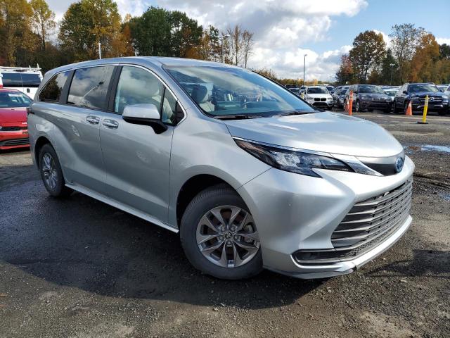 2025 Toyota Sienna VIN 5TDKRKEC3SS240317 COPART salvage auction — UNDERCARRIAGE, Oh - Certificate Of Title, sold $25,500 on 2026-07-15 (photo 4)