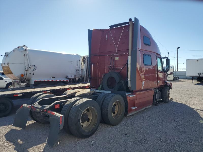 2018 Volvo Vnl VIN 4V4NC9EG3JN995180 COPART salvage auction — REJECTED REPAIR, Fl - Certificate Of Title, sold $5,100 on 2026-07-10 (photo 4)